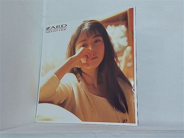 ★ZARD　坂井泉水　「ARTIST FILE」 ZARD ARTIST FILE 坂井泉水 絶版 希少 - メルカリ