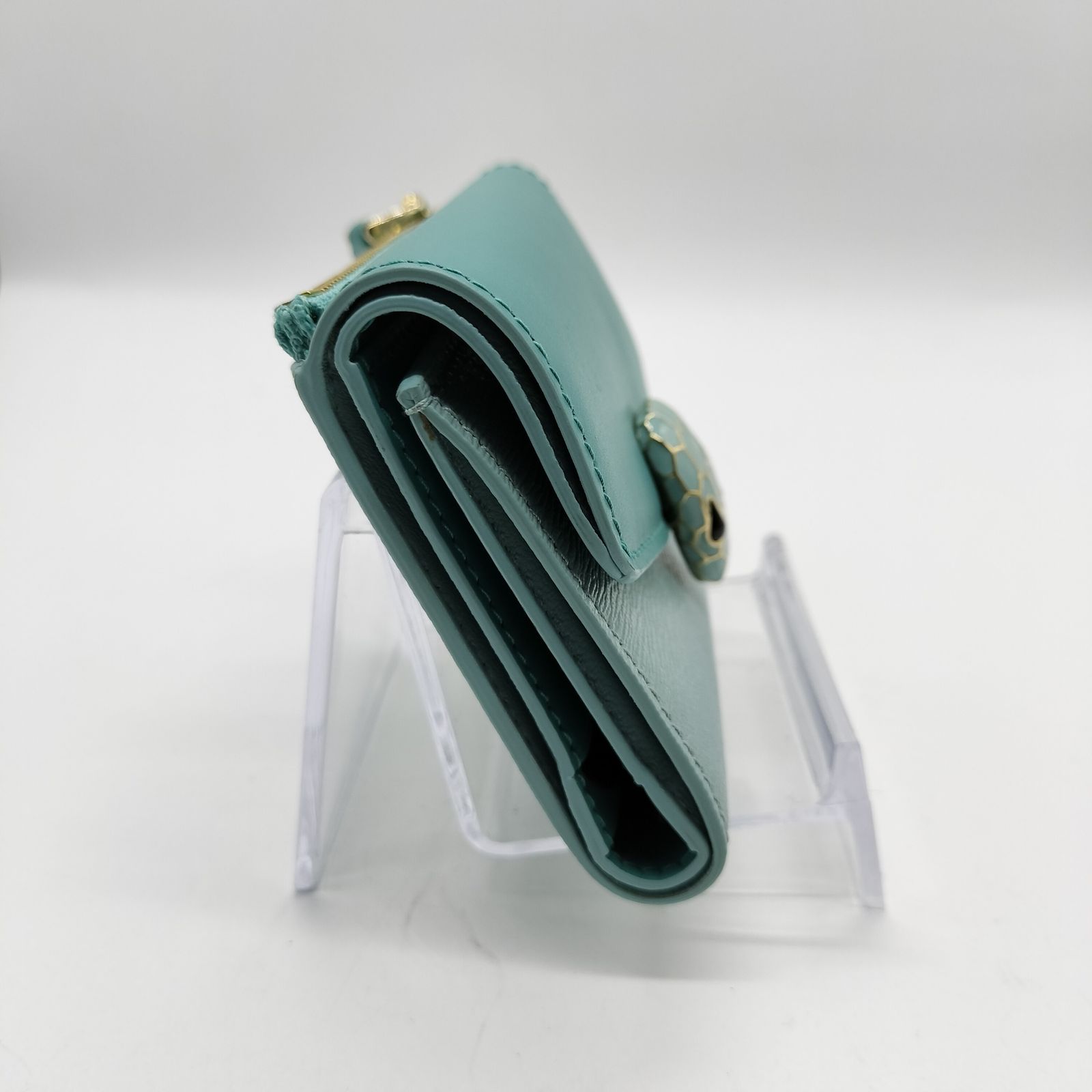 高貴なる神秘✨】 ブルガリ BVLGARI 三つ折財布 セルペンティ 高貴なる神秘✨】 ブルガリ BVLGARI 三つ折財布 セルペンティ