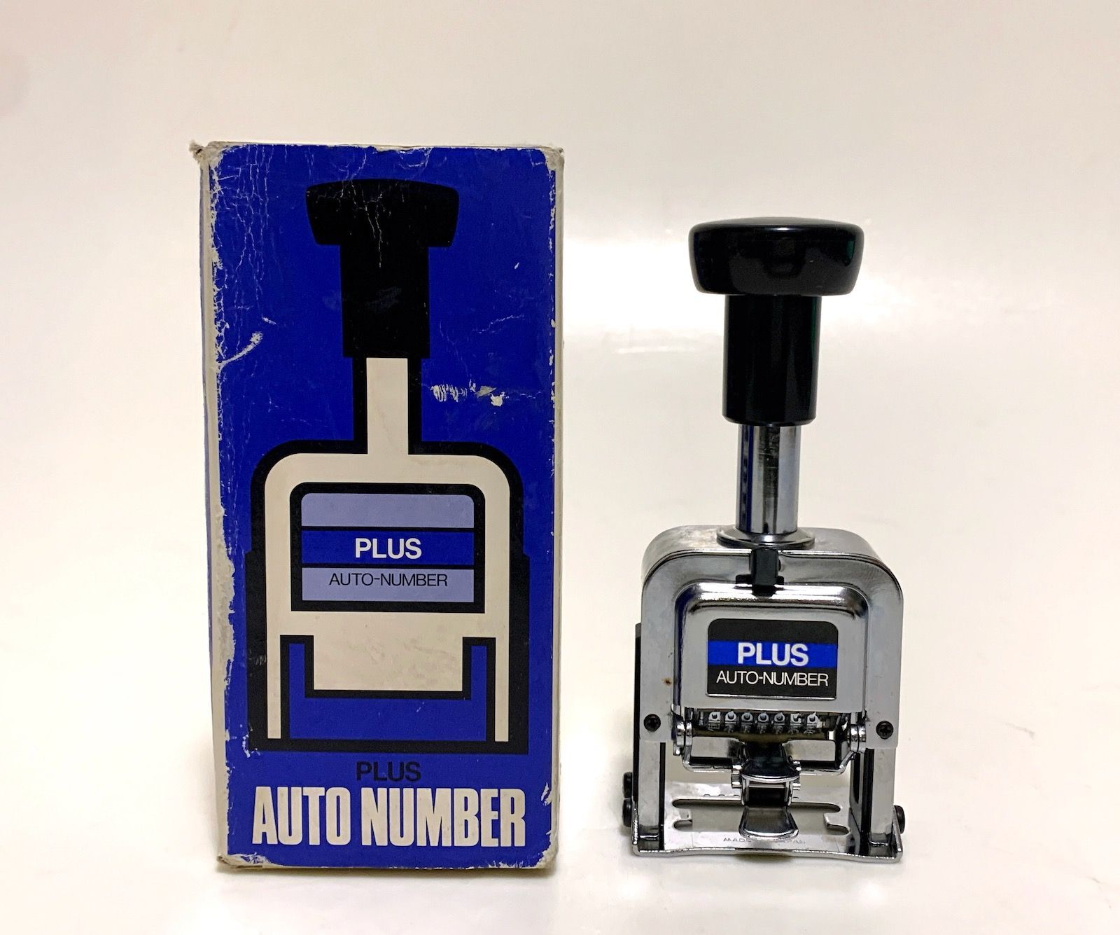 plus-auto-number-032499-shops