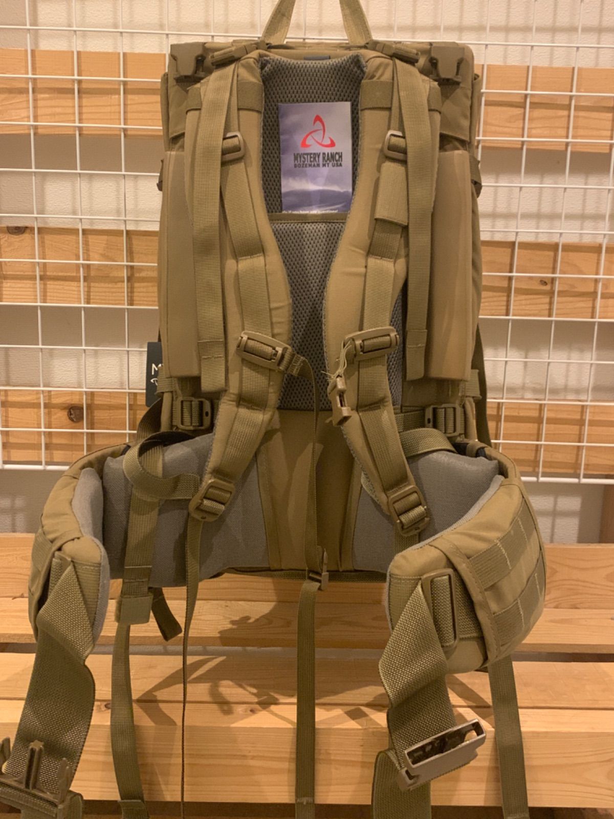 ミステリーランチ クルーキャブ 詳細 | Mysteryranch | ミステリーランチ オフィシャルウェブ