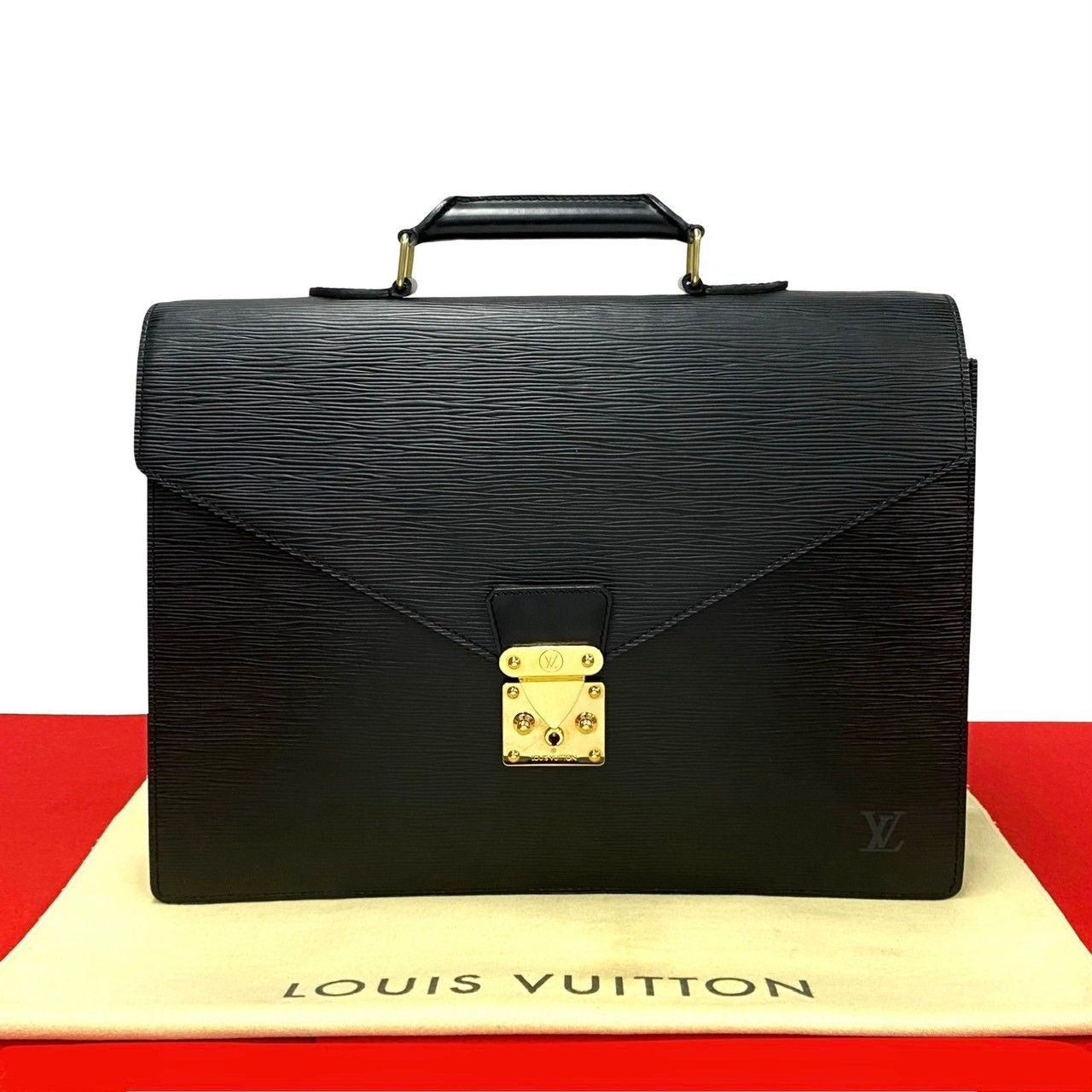 ほぼ未使用 LOUIS VUITTON ルイヴィトン セルヴィエット・コンセイエ エピ レザー ビジネスバッグ ブリーフケース ブラック 475-4