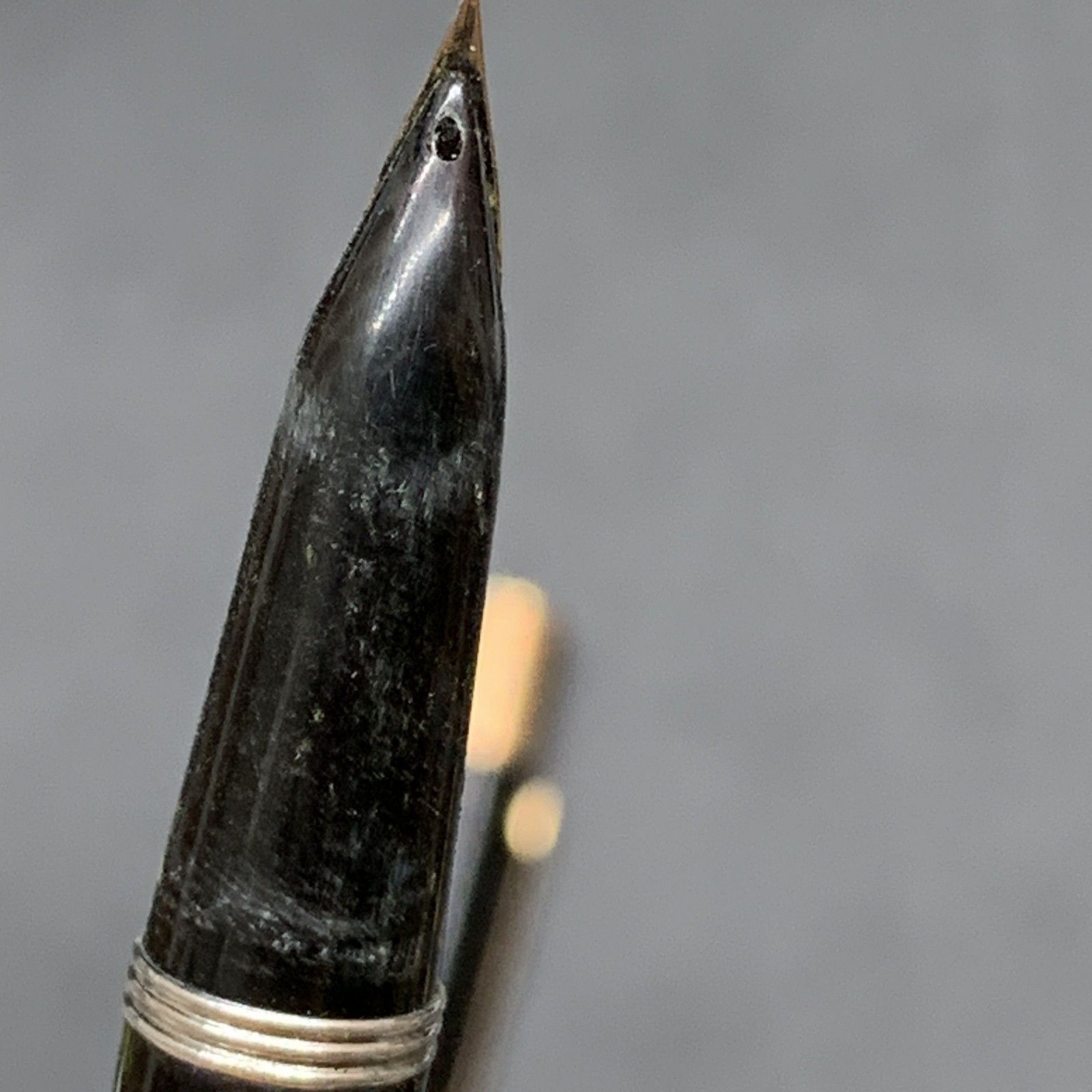 軸にネーム刻印有