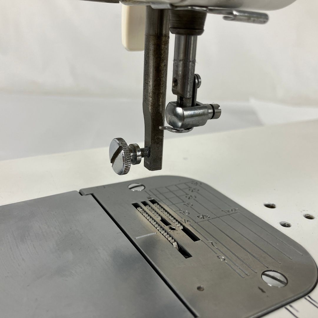 juki SPUR 90 TL-90 職業用 ミシン シュプール ジューキ 家電 ジャンク Y10418014 WWW_KANDAIZUMI_COM