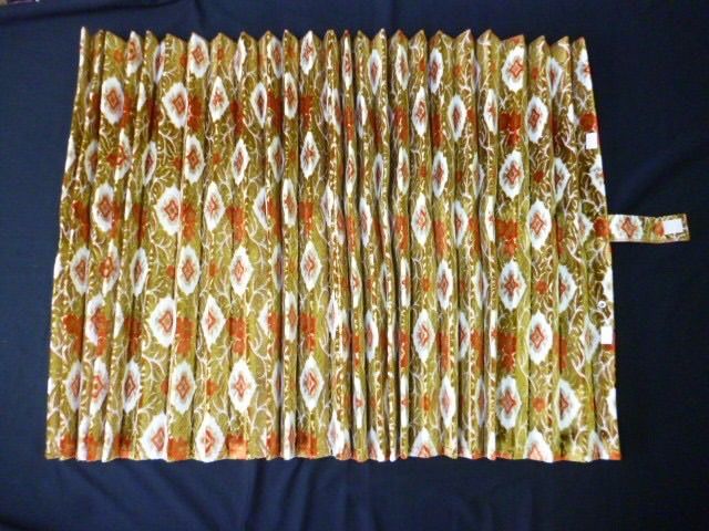 大花束 オレンジ アコーディオン 仮眠カーテン アコーディオン仮眠カーテン「大花束オレンジ」 : 常陸美装Yahoo