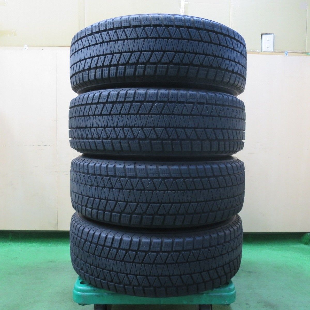 バリ溝！21年！キレイ！9分☆スタッドレス 225/65R17
