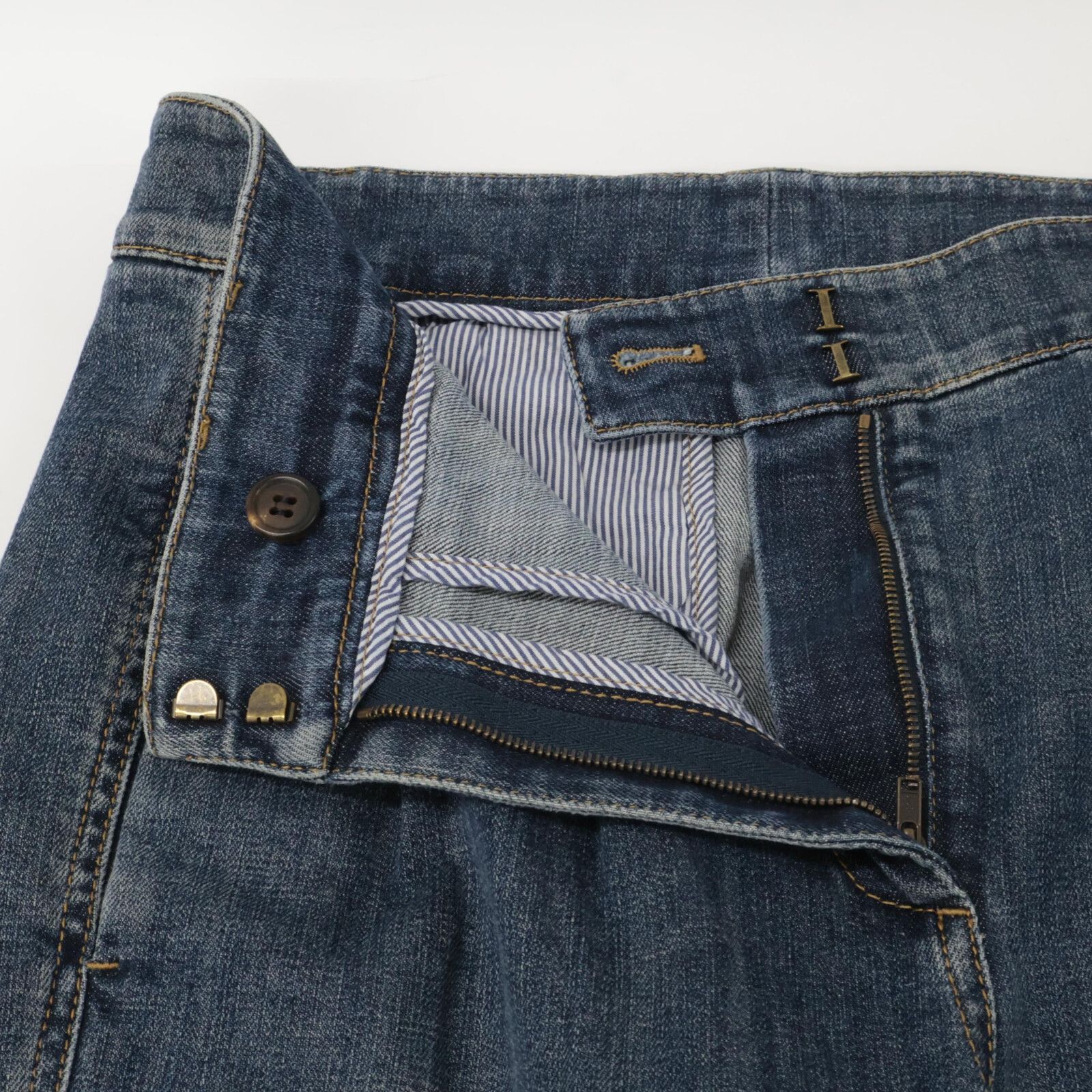 ﾃﾞﾆﾑﾊﾟﾝﾂ 42