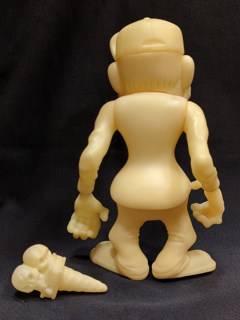 HEAD LOCK STUDIO SickBoyBilly(蓄光成型) HEAD LOCK STUDIO SickBoyBilly(蓄光成型)