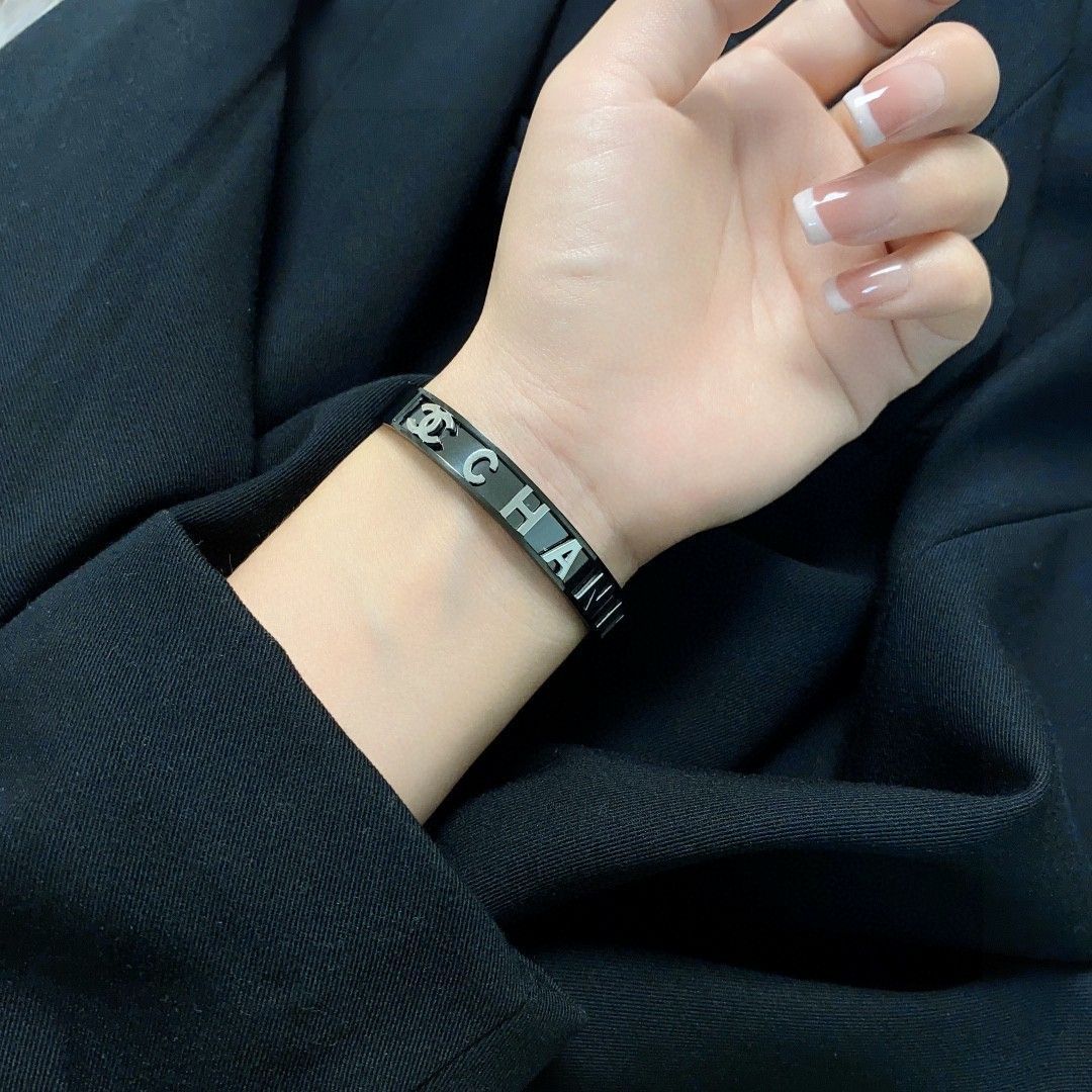 【再入荷！ブラックのモチーフが大人☆】CHANEL ブレスレット CHANEL シャネル ブレスレット A86499 Y09902 レディース パール
