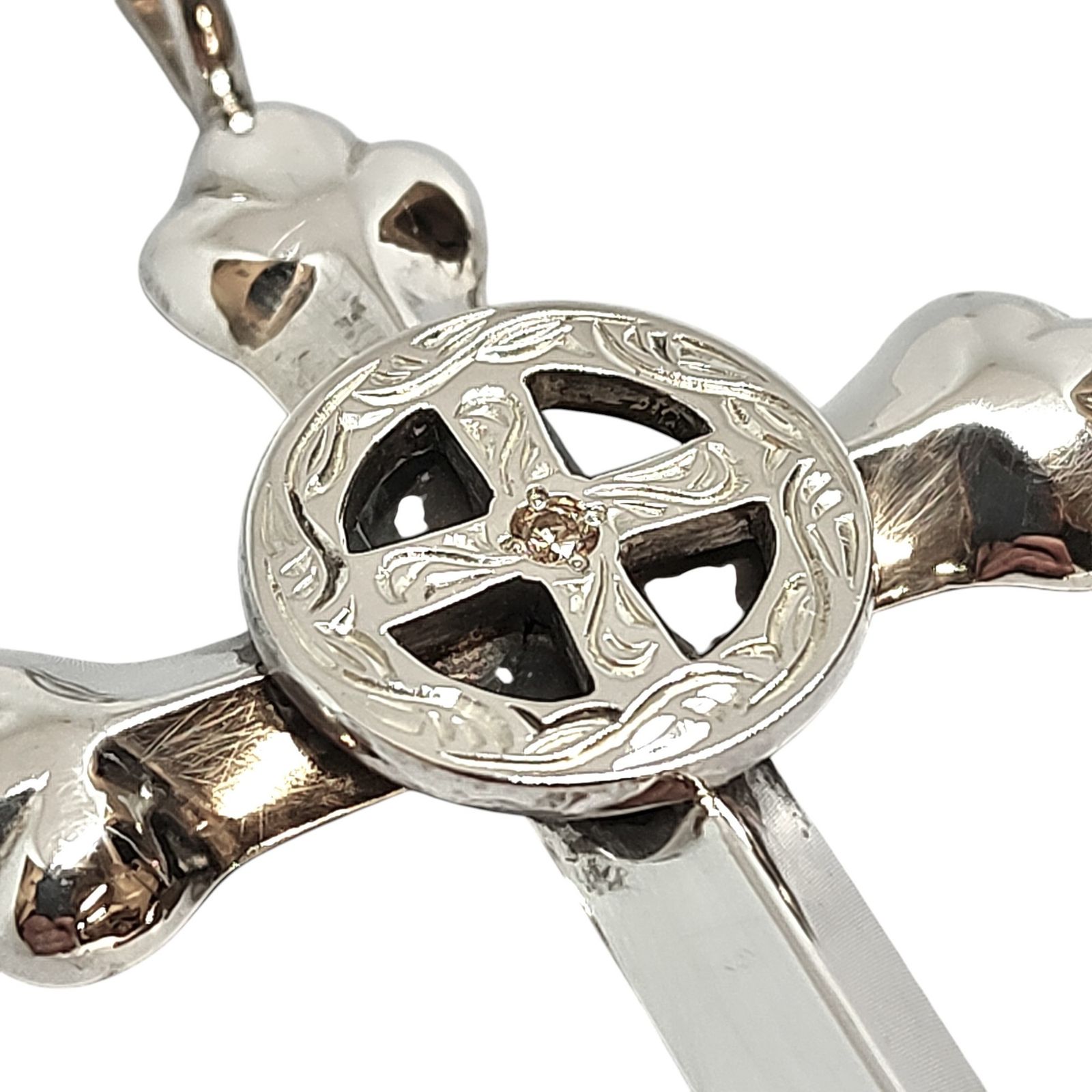 Kenshiro ケンシロウ x Swarovski スワロフスキー 唐草彫り ラージ