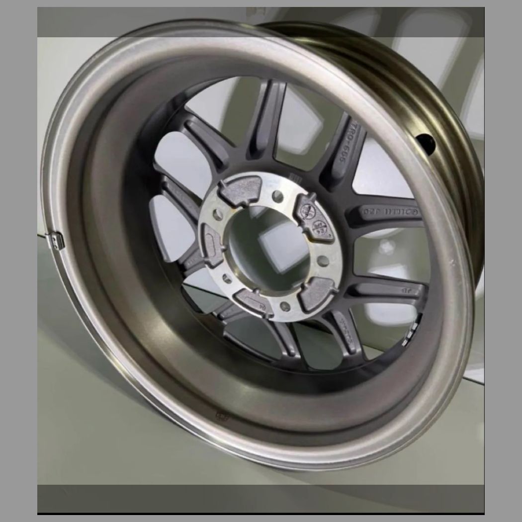 XC 純正アルミホイール