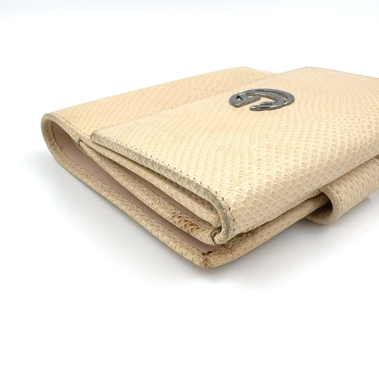 アイボリー 財布