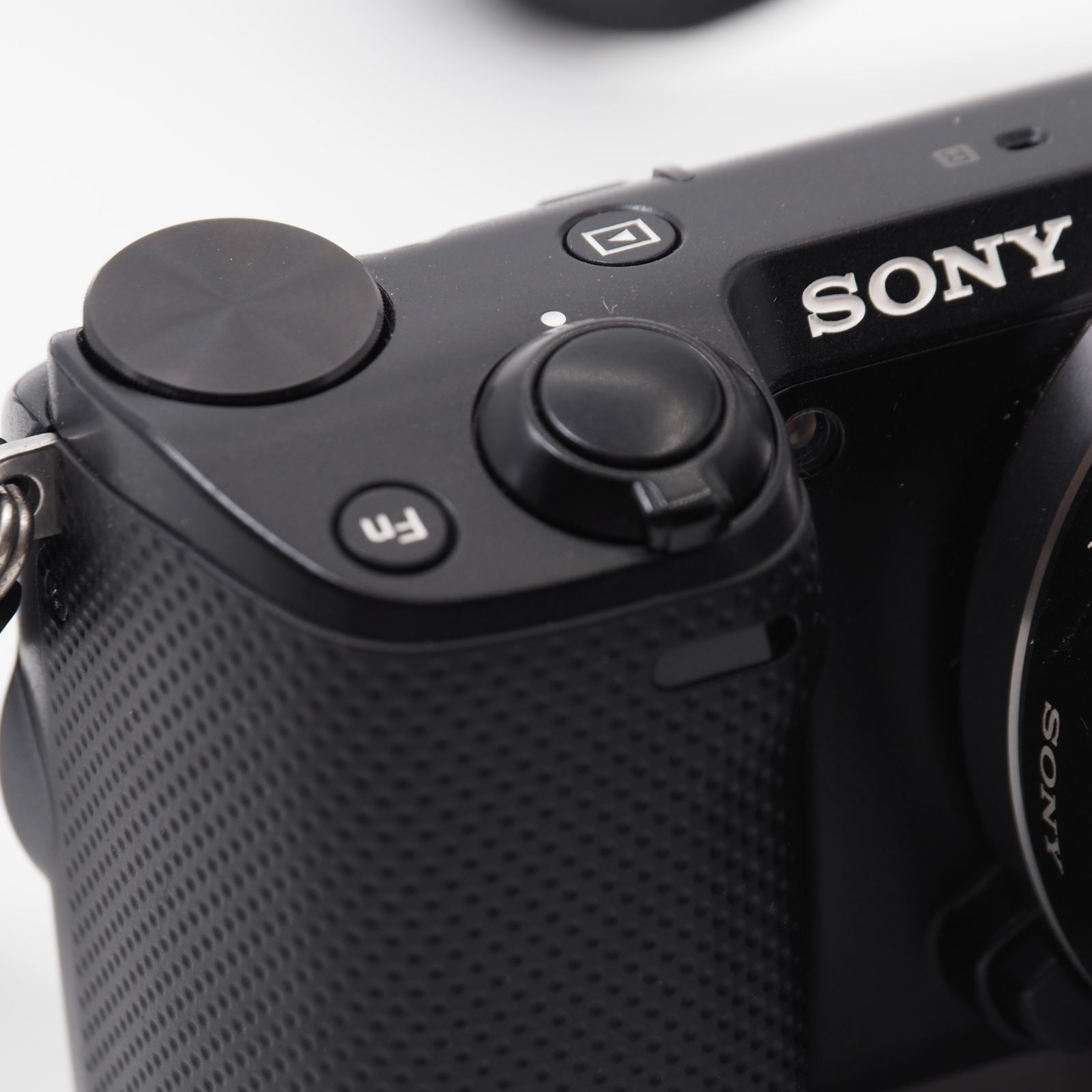 101176☆極上品☆ソニー SONY ミラーレス一眼 α NEX-5R パワーズームレンズキット E PZ 16-50mm F3.5-5.6  OSS付属 ブラック NEX-5RL/B - メルカリ