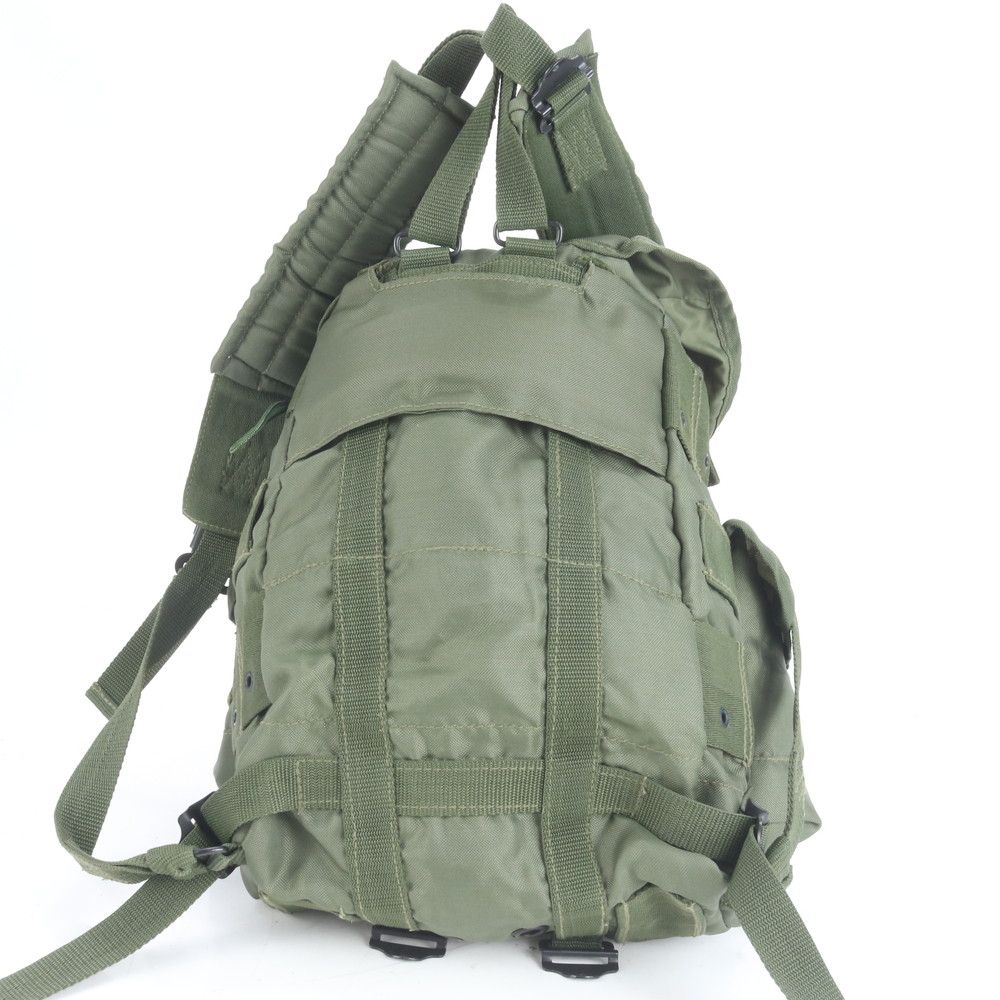 HYSTERIC GLAMOUR　リュック　カーキ HYSTERIC GLAMOUR - ヒステリック グラマー リュック カーキの