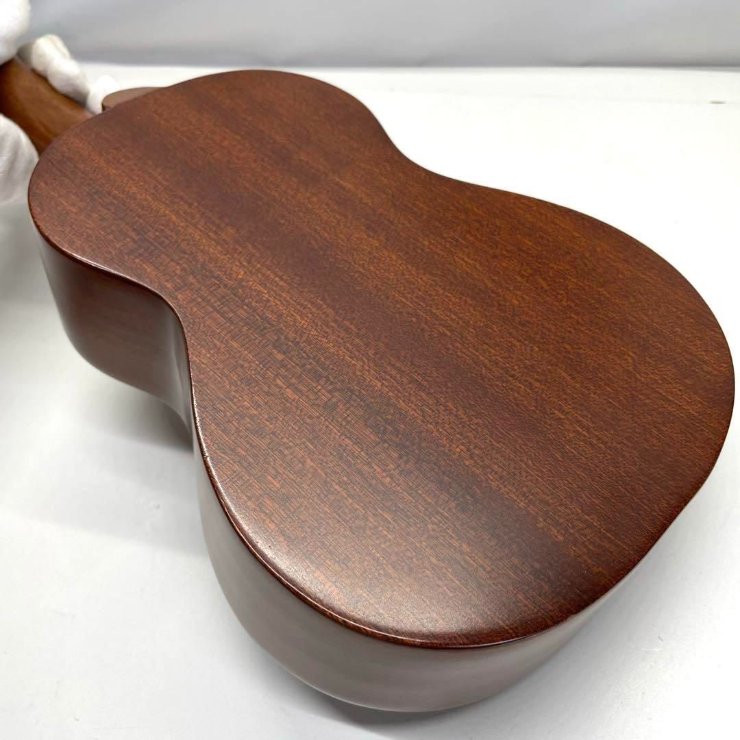 ハードケース付き ソプラノウクレレ