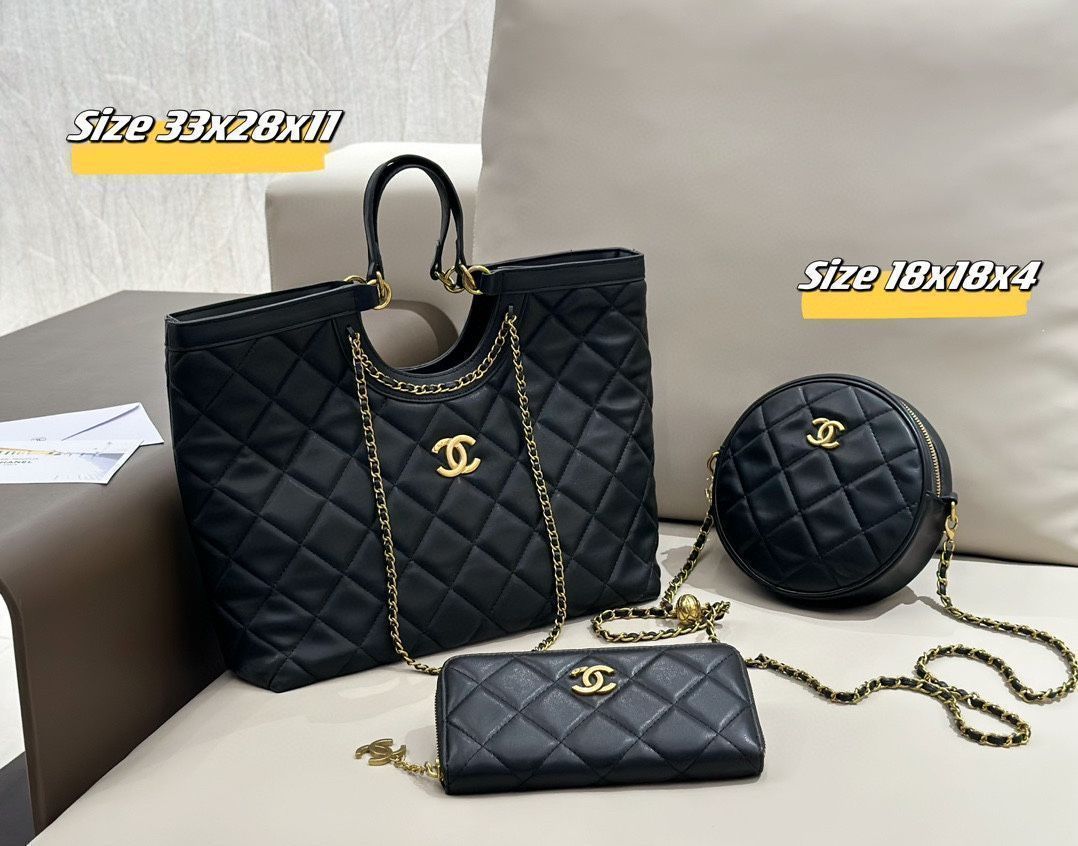 【コンパクトで可愛い】CHANEL ハンドバッグ 24P》可愛い持ち手♪【CHANEL】トップハンドルフラップバッグ