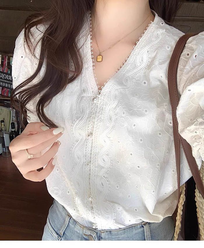 レディース トップス シャツ ブラウス カットソー 半袖 パフスリーブ Vネック レース かわいい 大人可愛い きれいめ シンプル カジュアル 上品 おしゃれ 楽天市場】【店内SALE】 花柄 半袖 レース ブラウス 上品 きれい