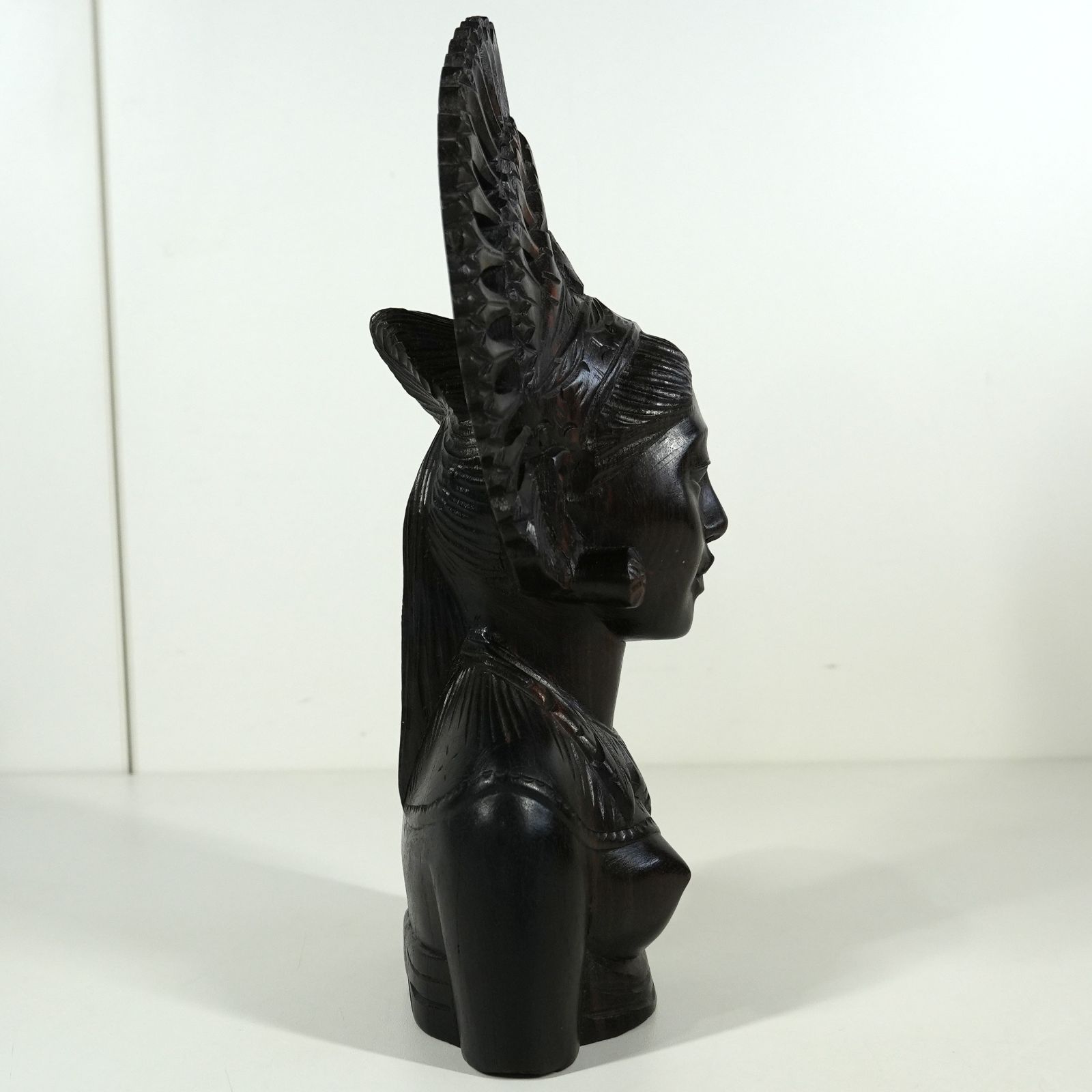 SJi] 木彫り 彫刻 バリ島 女神像 BALI刻印 現状品 - メルカリ