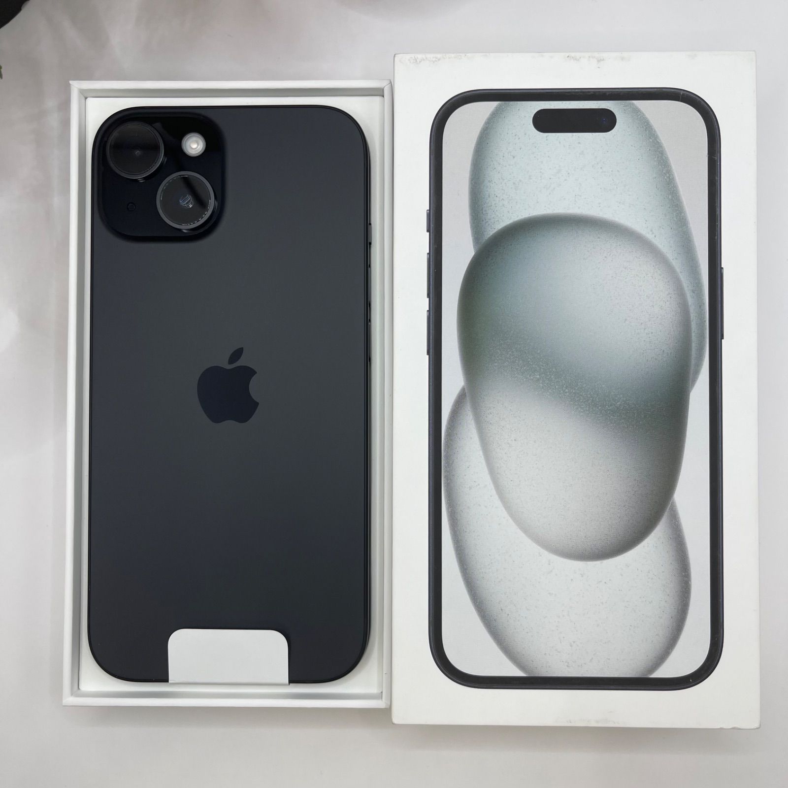 iPhone 15 256Gb 新品未使用 - メルカリ