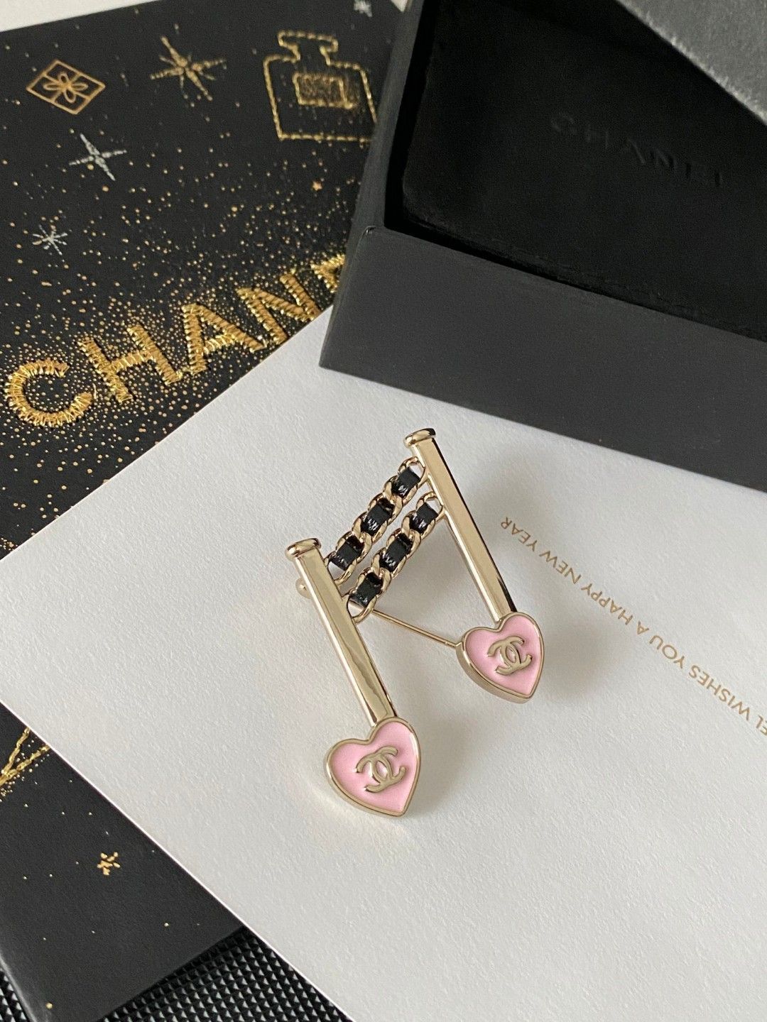 今日特価】CHANEL 専門店新入荷 ブローチ 送料無料！在庫限定