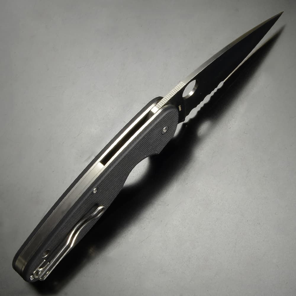 Spyderco 折りたたみナイフ EMPHASIS エンファシス 半波刃 ライナー