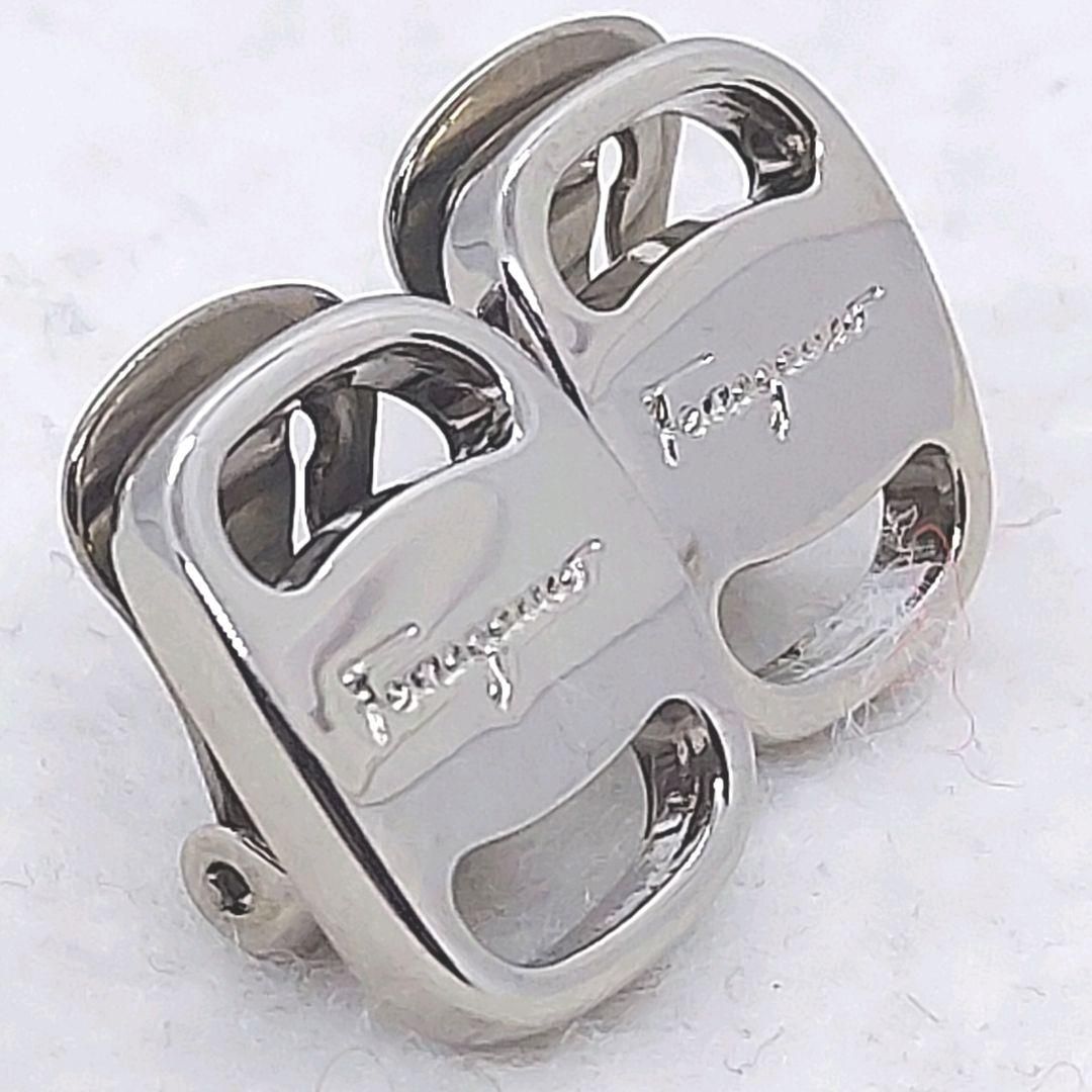 フェラガモ イヤリング ヴァラ シルバー Ferragamo