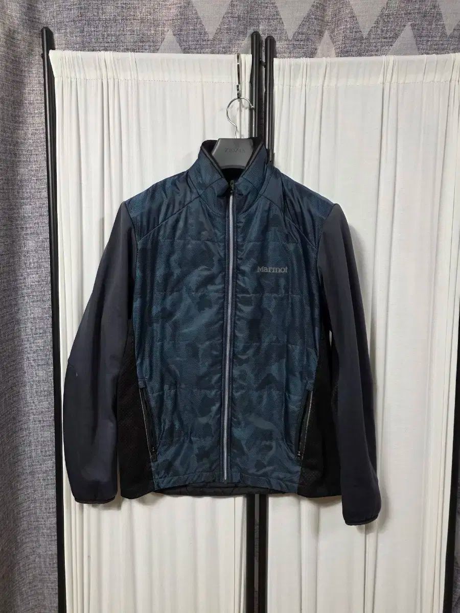 【希少】ショット Schott rodメルトン スタジャン 刺繍 ブラック 希少】ショット Schott rodメルトン スタジャン 刺繍 ブラック - メルカリ