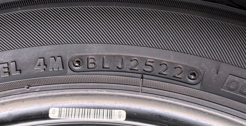 人気ブランドも送料無料！ 製造 溝6.5分山 BRIDGESTONE REGNO GRV2 1本 215 50R17 ASP3195 新作入荷! 