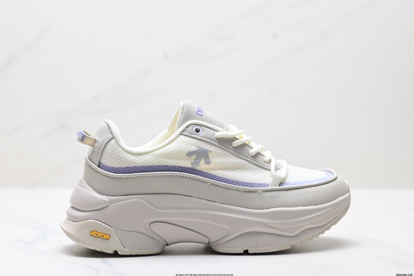今日 DESCENTE Dualis 快適マルチユース 滑り止め 耐磨耗性抜群 ローカットライフスタイルシューズ 在庫 価格