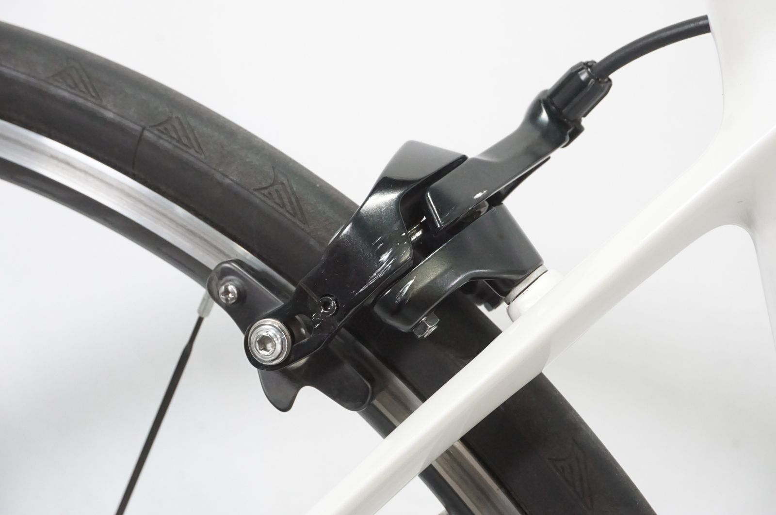 FOCUS フォーカス