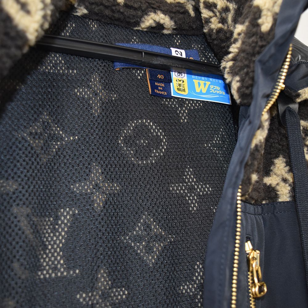 LOUIS VUITTON ルイヴィトン モノグラム フード ジップアップ LOUIS VUITTON ルイヴィトン モノグラム フード ジップアップ