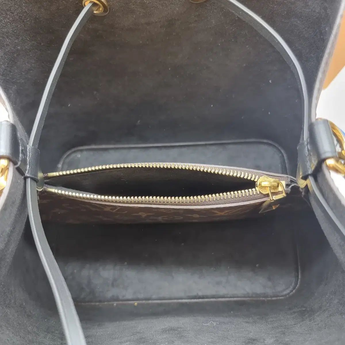 Vuitton