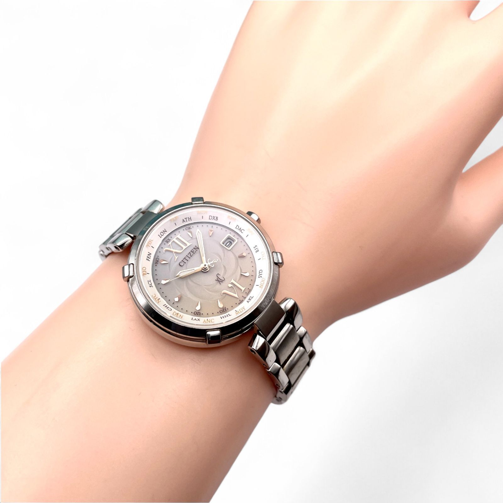 超美品　CITIZEN ECO-DRIVE H240 XC GN-4W-S 楽天市場】シチズン CITIZEN Xc エコ ドライブ ソーラー電波