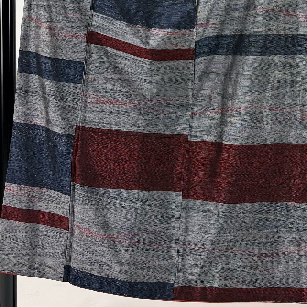 大島紬 身丈151cm 裄丈62cm S 袷 泥染 証紙 段縞 灰色 正絹 秀品