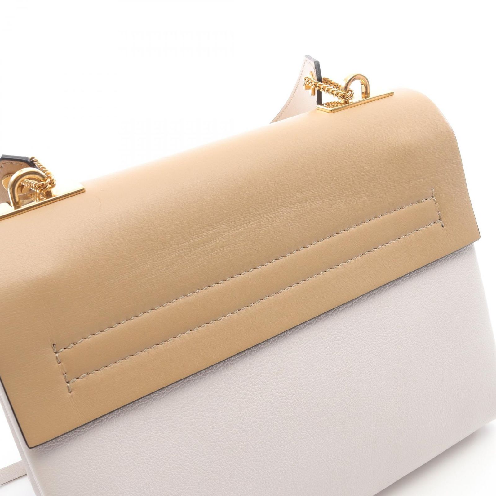 VALENTINO V RINGショルダーバック　ベージュ　ヴァレンティノ ヴァレンティノ・ガラヴァーニ Valentino Garavani ショルダー