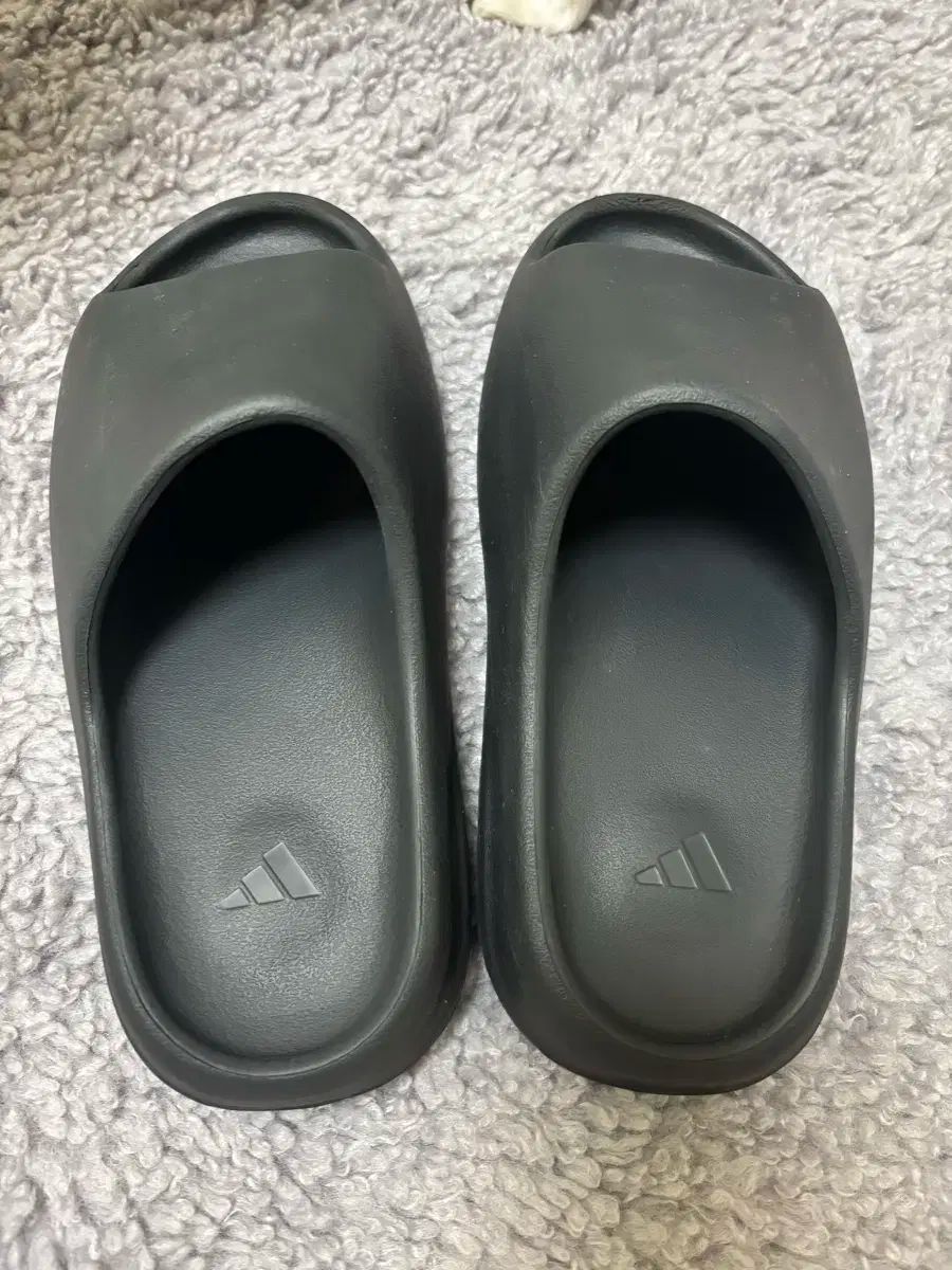 絶対お買い得! adidas アディダス イージー スライド 【超特価sale開催！】