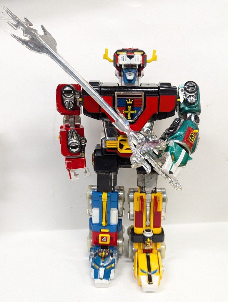 DXゴライオン 超合金 百獣王ゴライオン』DX超合金リスペクトカラーでメモリアルイヤーに発売