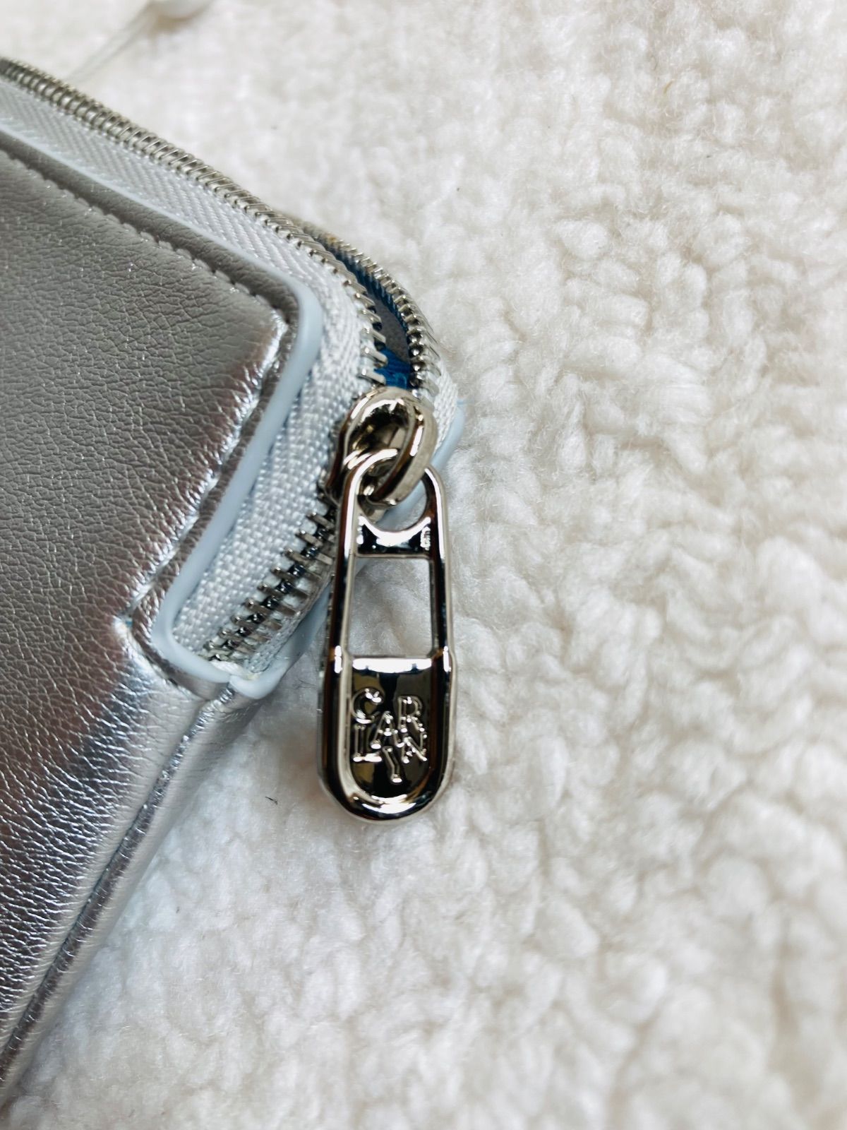 新品】【韓国現地購入】【正規品】CARLYN カーリン 財布 小銭入れ