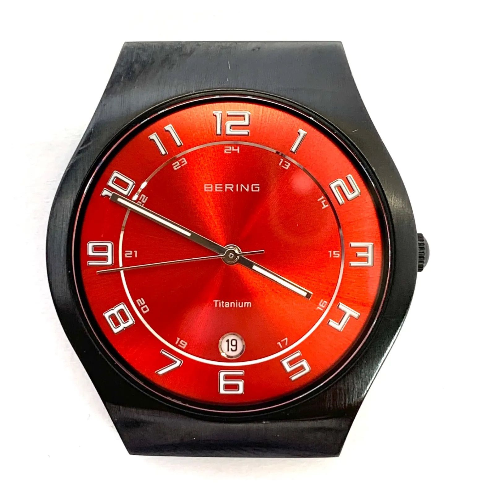 BERING 赤いダイヤル 腕時計 メルカリ