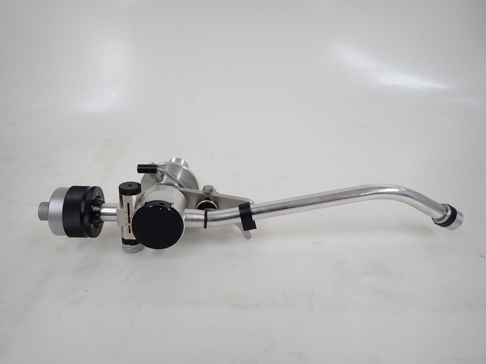 ∴ オーディオクラフトのAC-300 トーンアーム