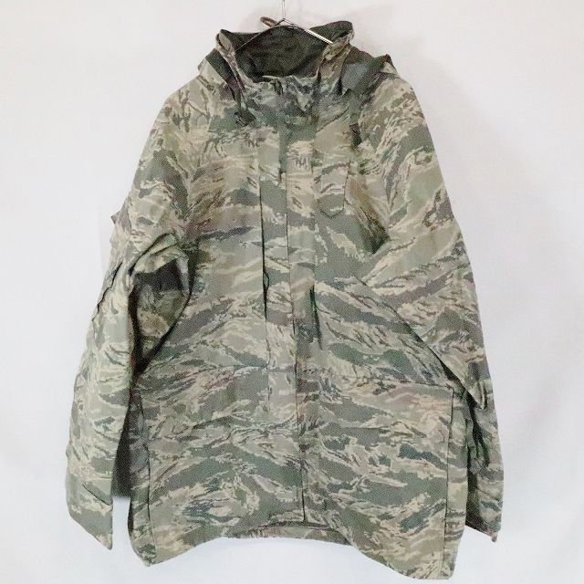 新品 米ミリタリー 米軍実物 GORE-TEXジャケットのみデジタルタイガーカモ