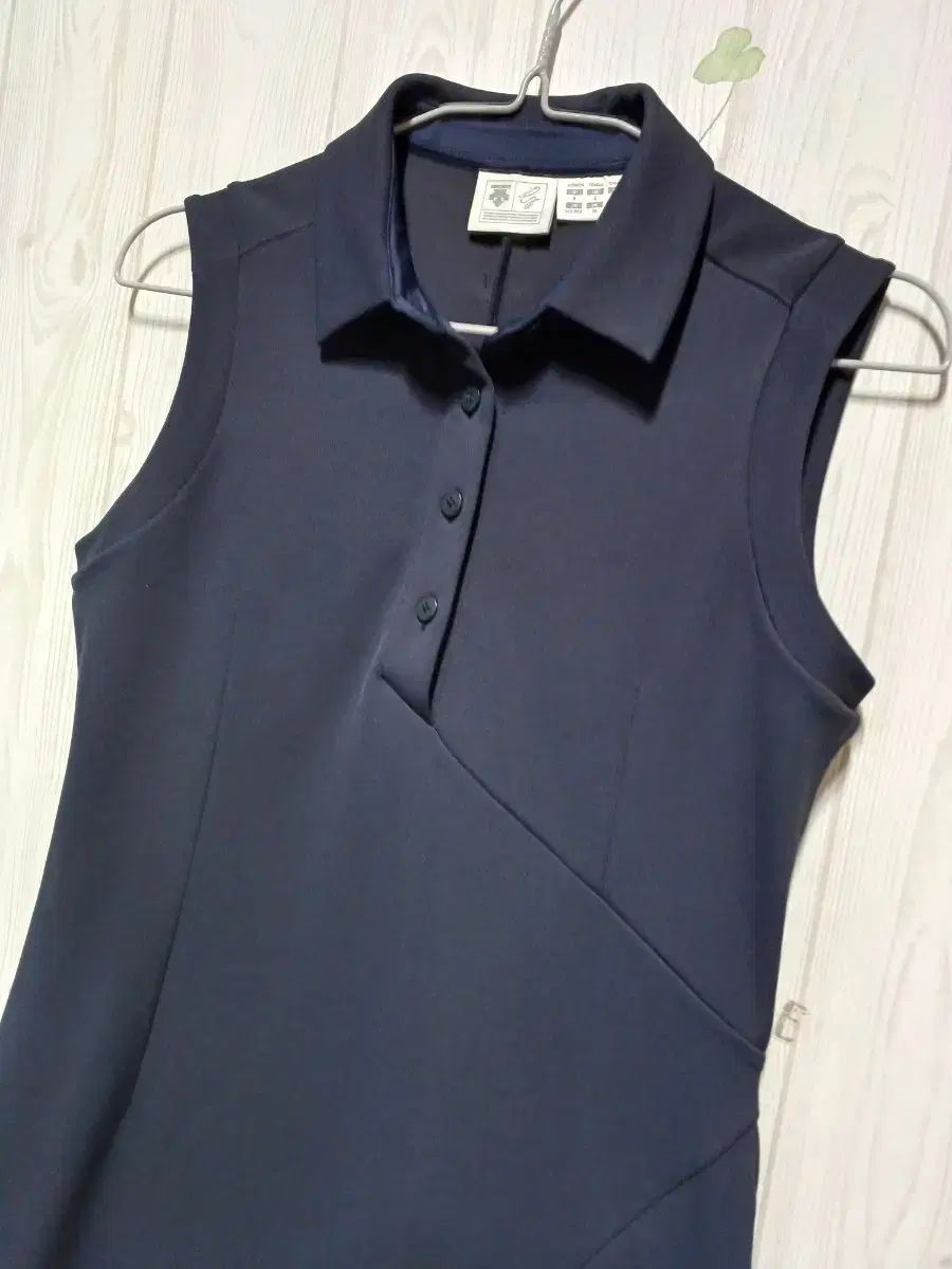 デサントゴルフ₍DESCENTE GOLF Swing スウィング ノースリーブ ワンピース 85