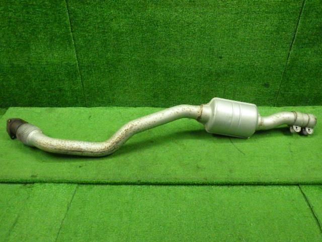 アウディ A6 DBA-4GCHVS Fエキゾーストパイプ LS9R 右側 8K0253211 9111