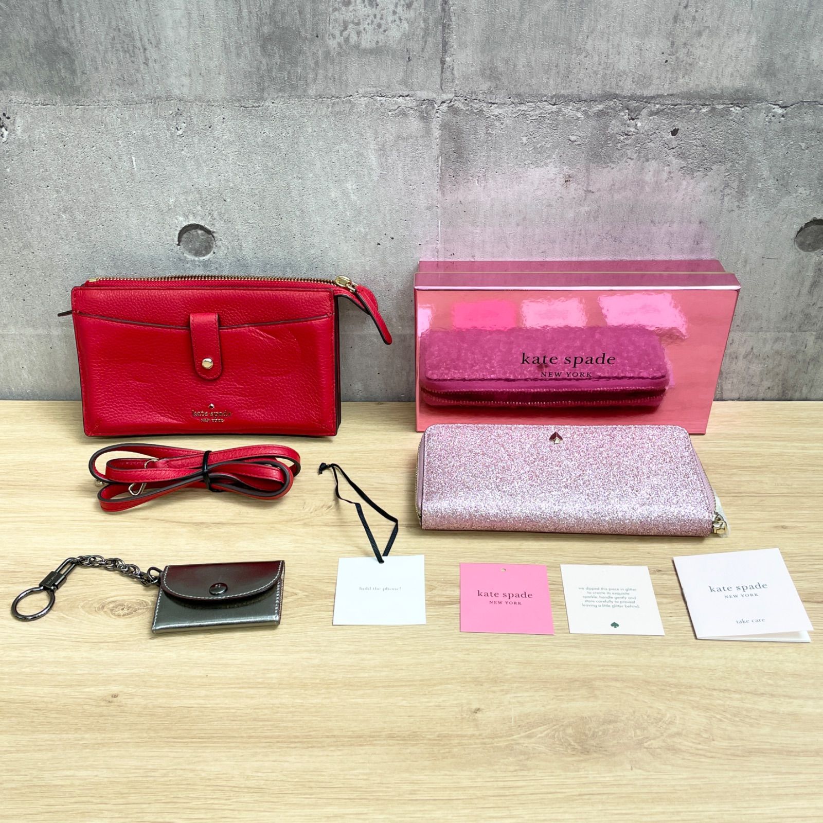 C-05025 kate spade ケイト・スペード ウォレットショルダー レッド 赤 長財布 ウォレット ピンク ラメ カードウォレット メタリック  シルバー チェーン レディース セット まとめ売り - メルカリ