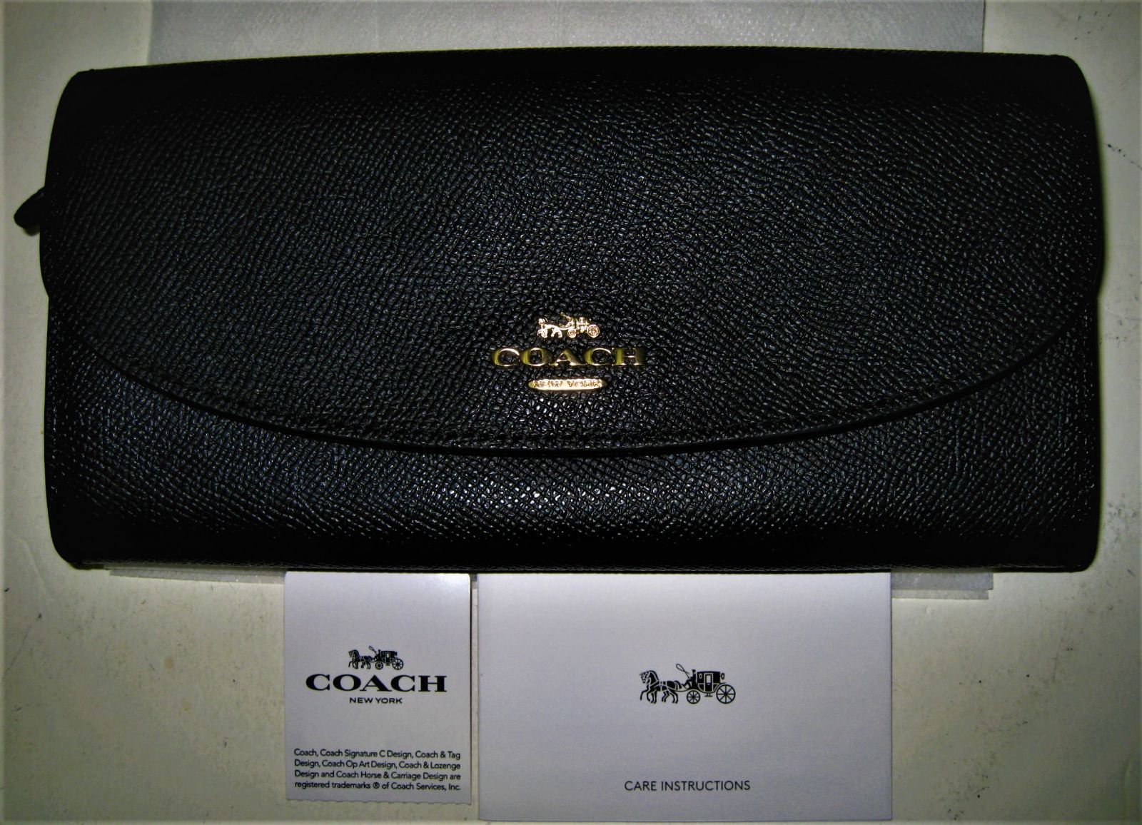 ほぼ未使用コーチCOACH長財布ラウンドファスナーF54009 E1981