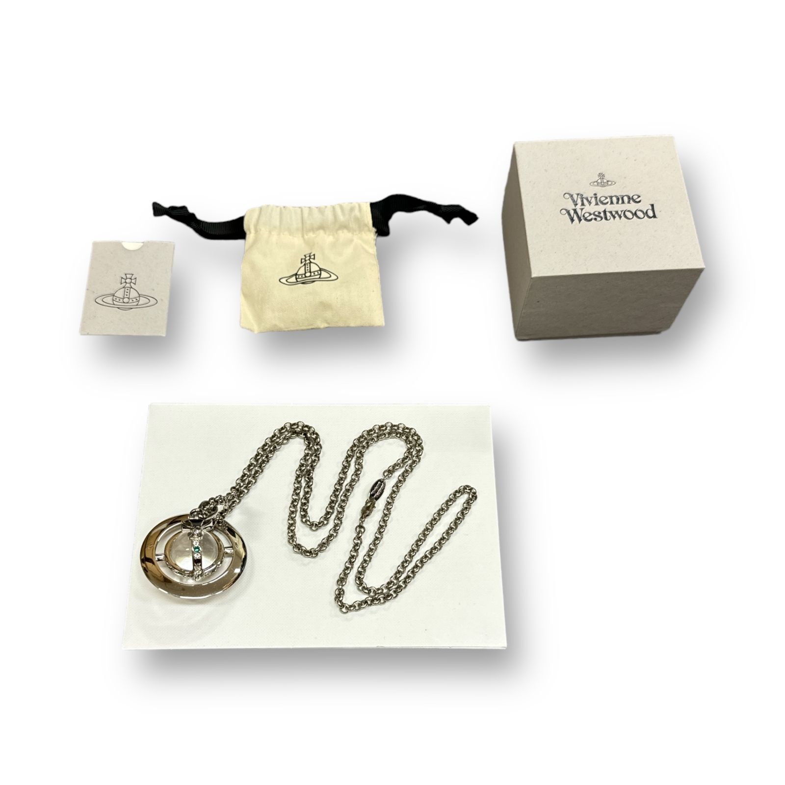 Vivienne Westwood オーブ ネックレス ヴィヴィアンウエストウッド