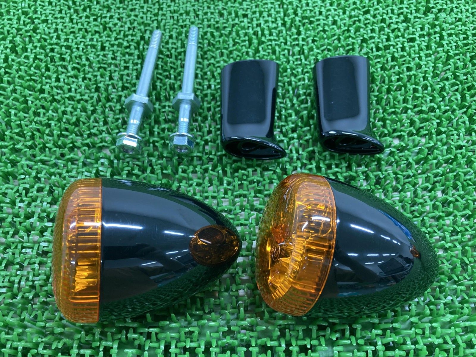 XL1200NS リアウインカー 左右 ハーレー 純正 バイク 部品 スポーツスター アイアン LED グロスブラック 修復素材に 【中古】 12 XL1200NS リアウインカー 左右 ハーレー 純正 バイク 部品 スポーツ