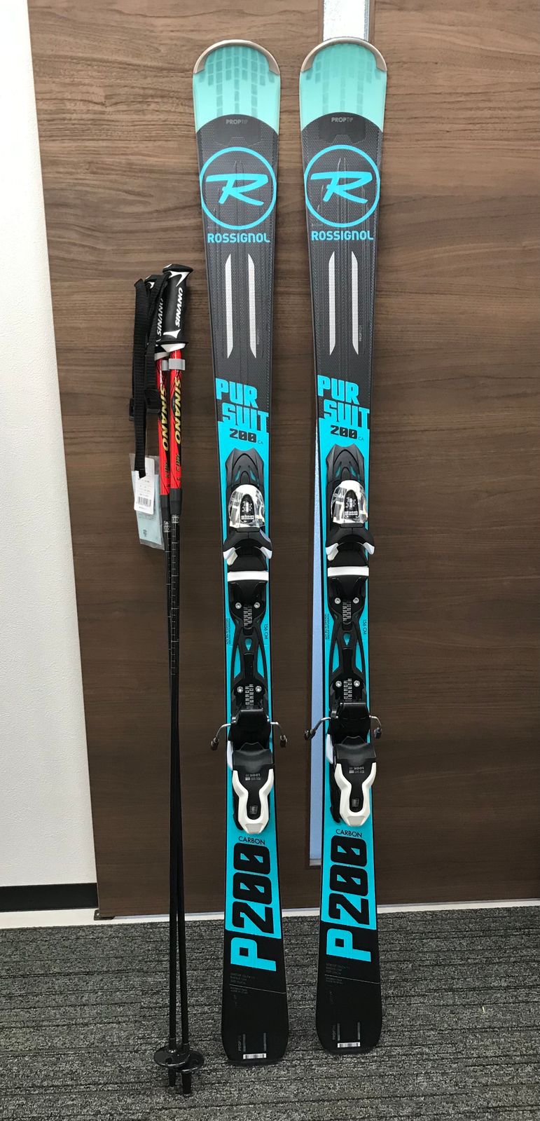 ☆未使用☆ ROSSIGNOL 2017-2018年モデル／スキー：PURSUIT 200 CARBON 