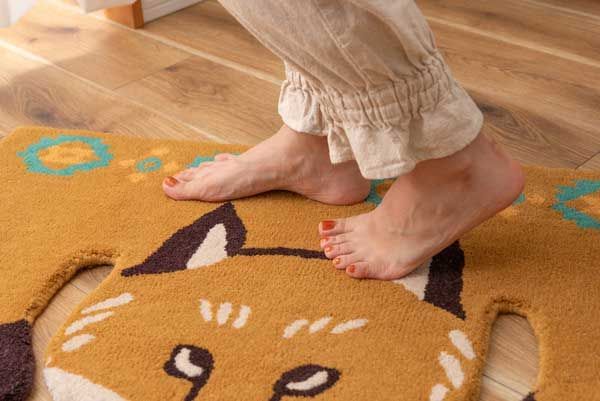 ウールのアニマルアクセントラグ