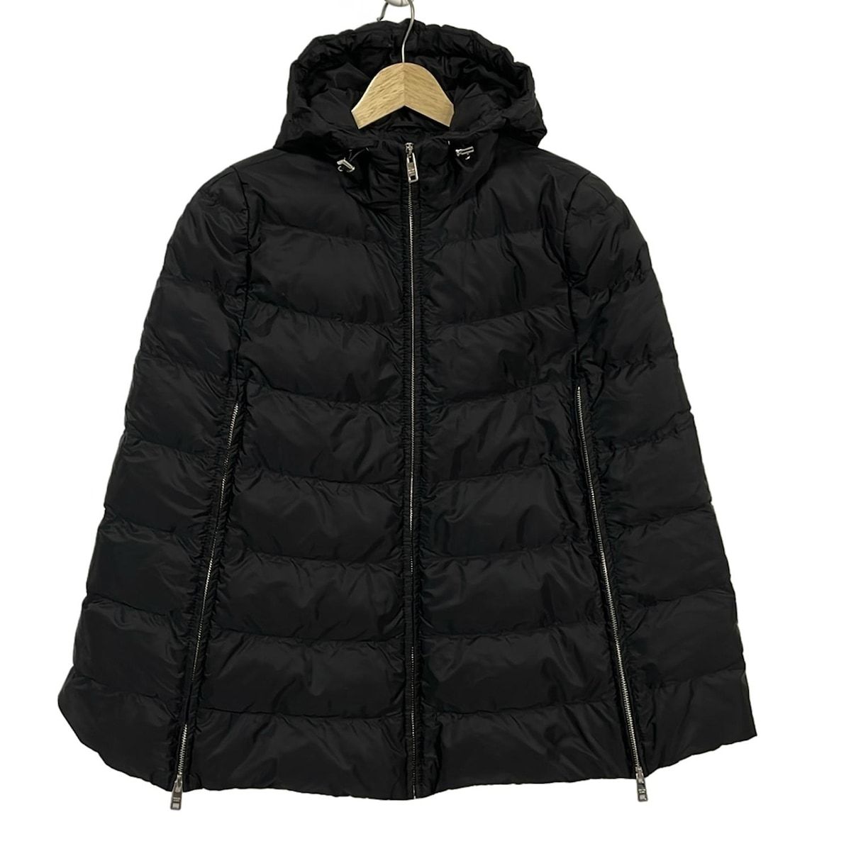 PRADA プラダ ポンチョ サイズ36 S レディース - 黒 ダウンポンチョ|ジップアップ|冬