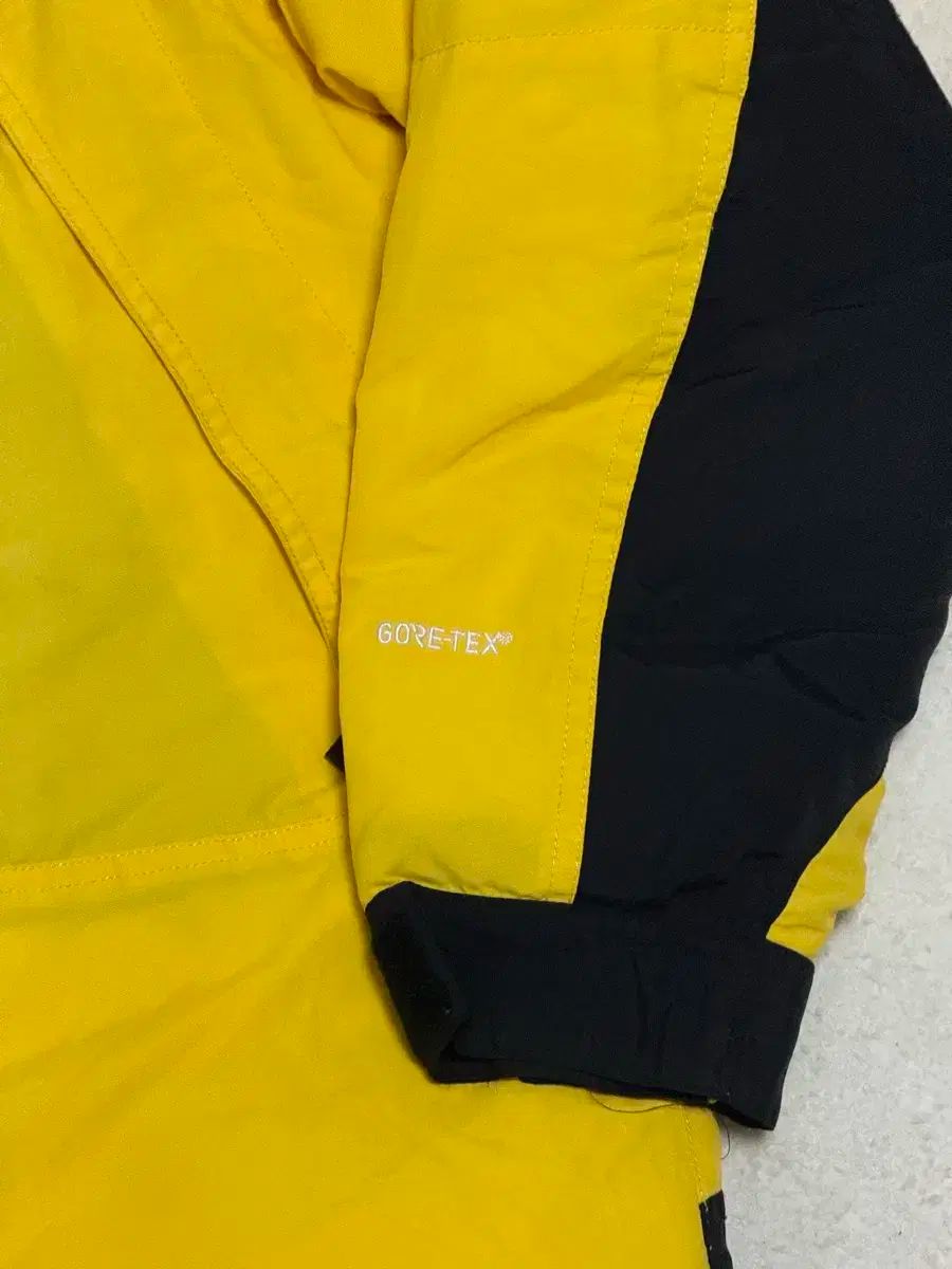 THE NORTH FACE ザ ノース フェイス GORE TEX₍ゴアテックス イェロー ウィンドブレーカー ジャケット L